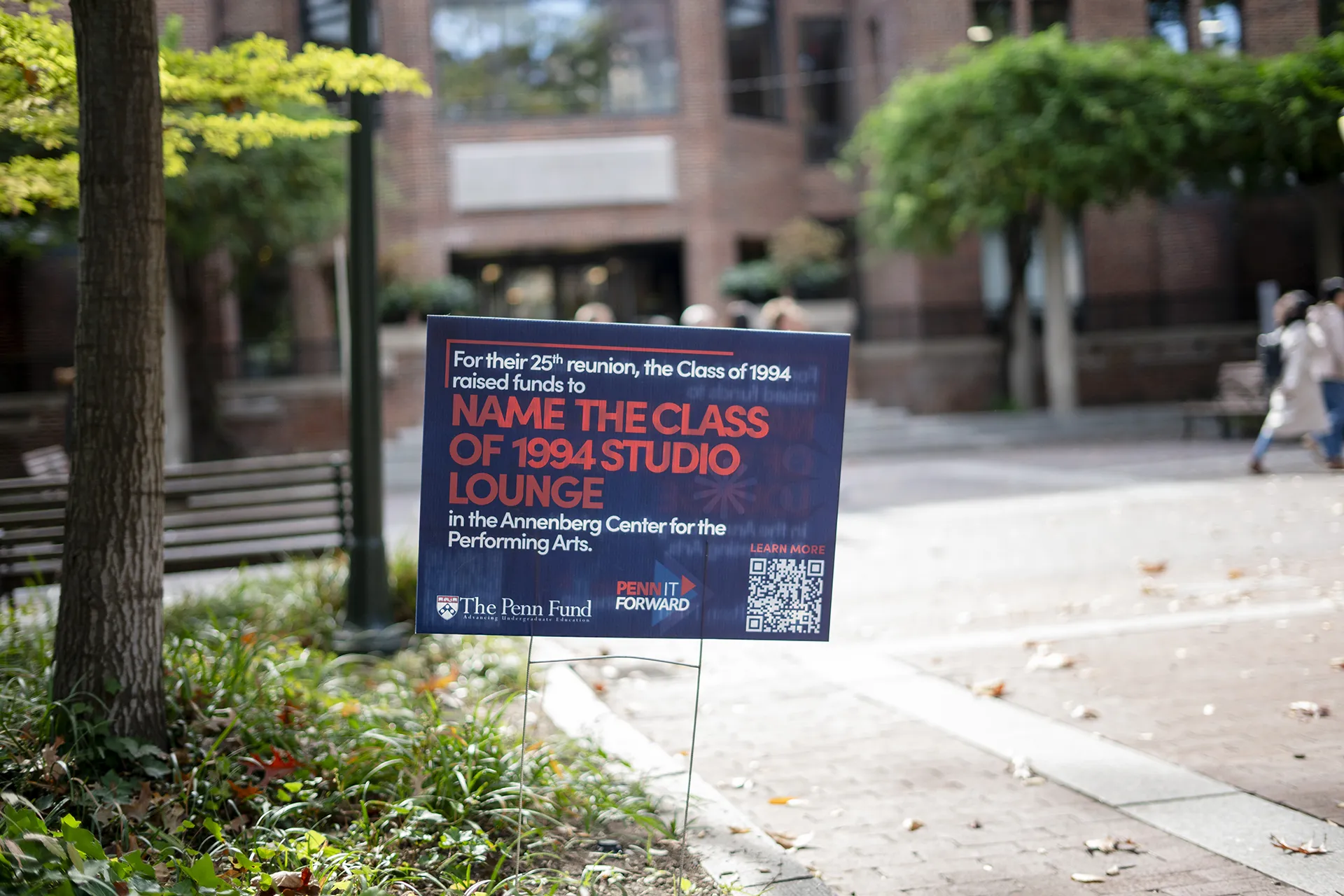 Sign on campus recognizing the Class of 1994’s gift to name the studio lounge in the Annenberg Center for the Performing Arts.